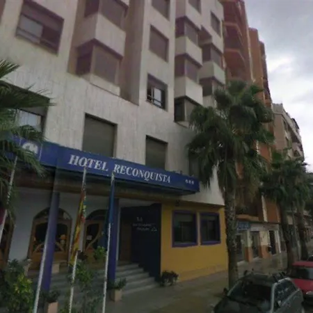 Hotel Reconquista