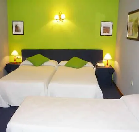 Hotel Reconquista