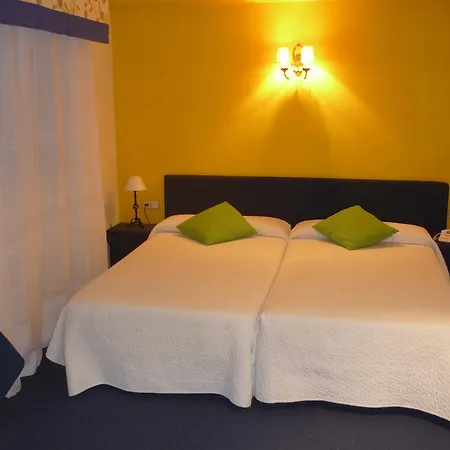 Hotel Reconquista